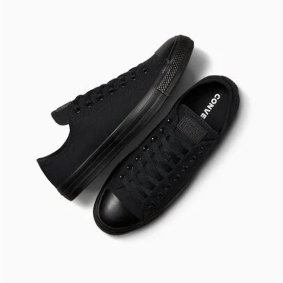 Black Converse Chuck Taylor All Star Canvas - Picture 1 of 6